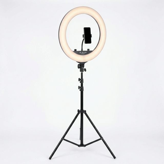 RL-24 LED Ring Light (24-inch) in Ghana - MachineWura
